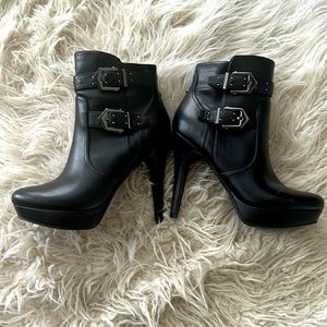 Guess Booties
